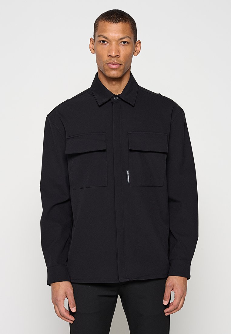 REGULAR FIT  Media 1