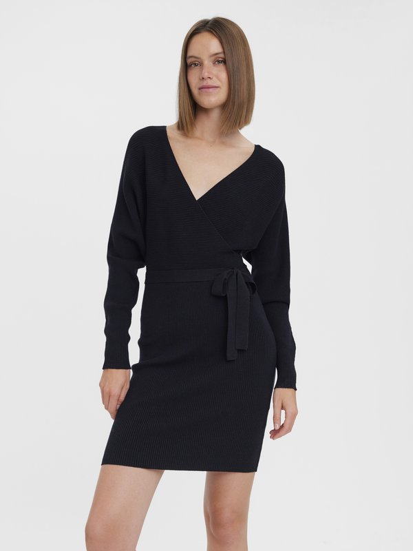 Vero Moda Knitted VMHOLLYREM Long - Jumper dress - black