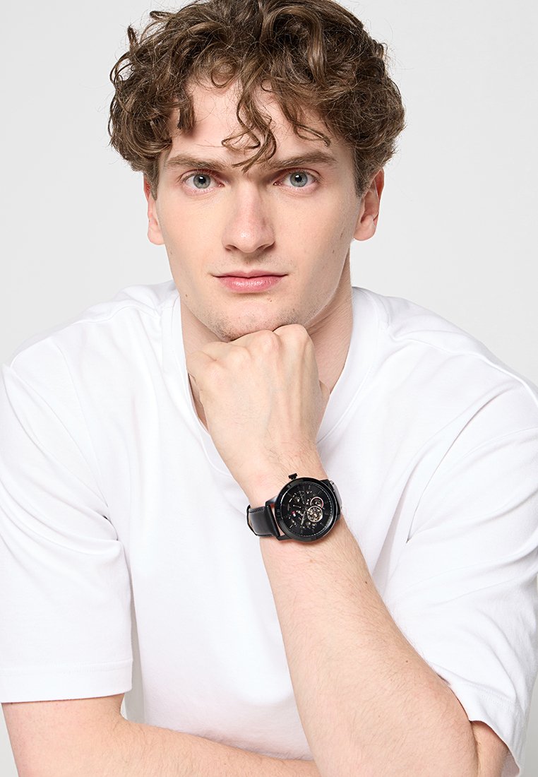 HENRY Media 2