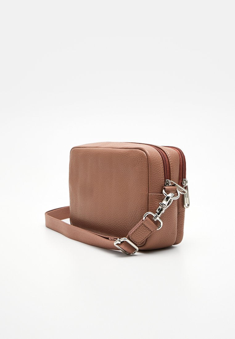 Mandarina Duck