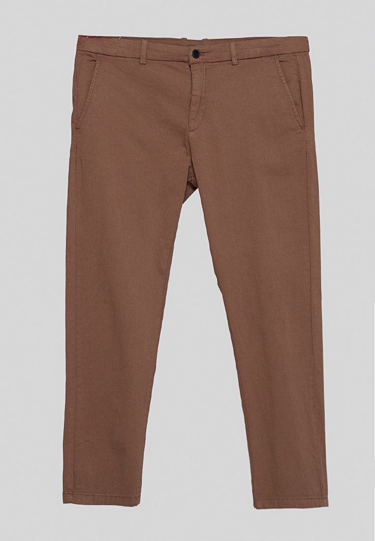 SLIM FIT Media 1