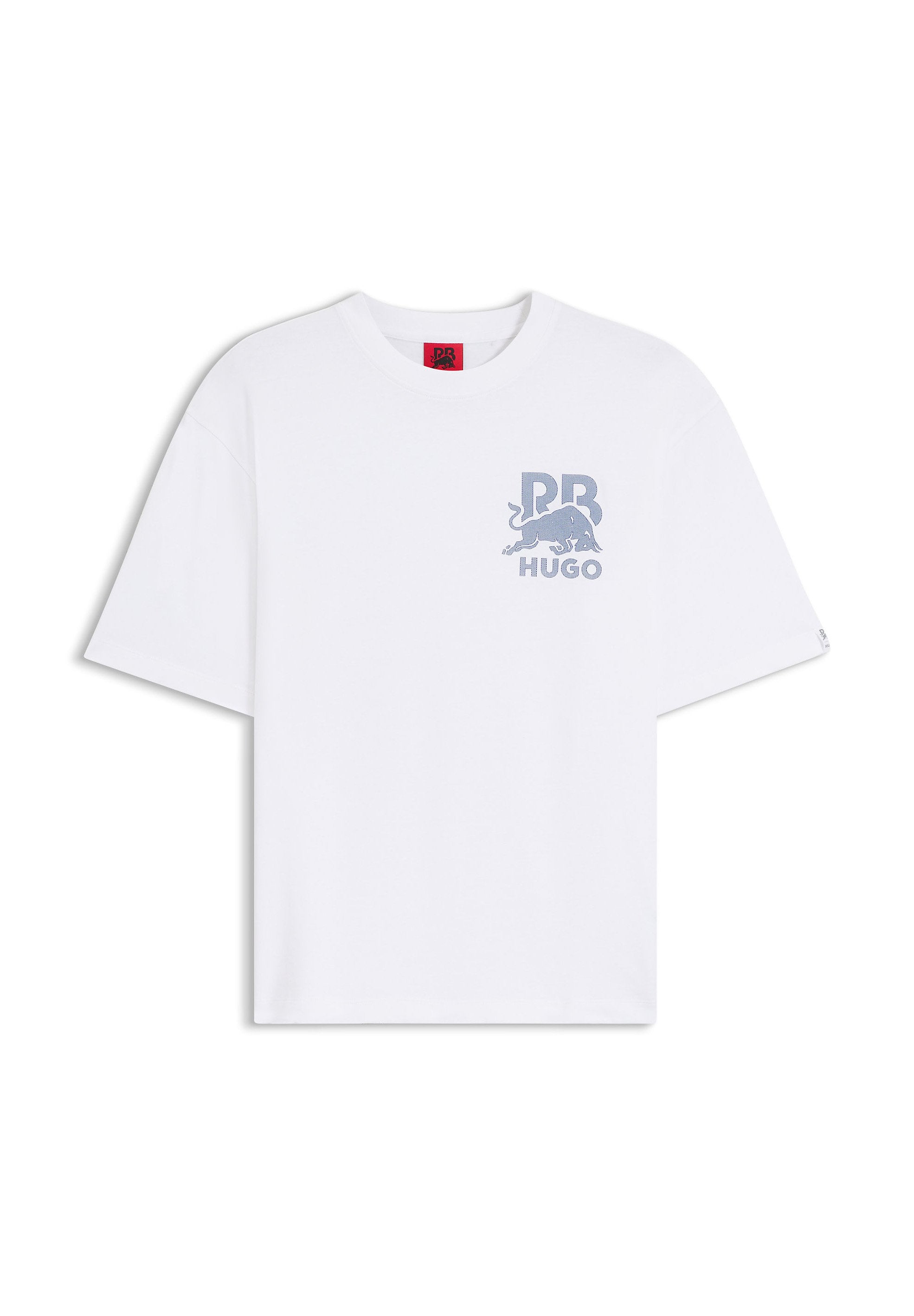Weißes T-Shirt mit kurzen Ärmeln, auf der oberen linken Brustseite mit einer kleinen blauen Grafik eines Bären und dem Text "PR HUGO".