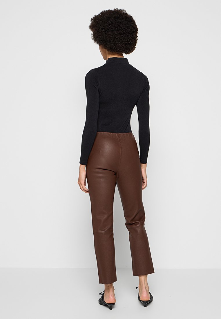 By Malene Birger FLORENTINA