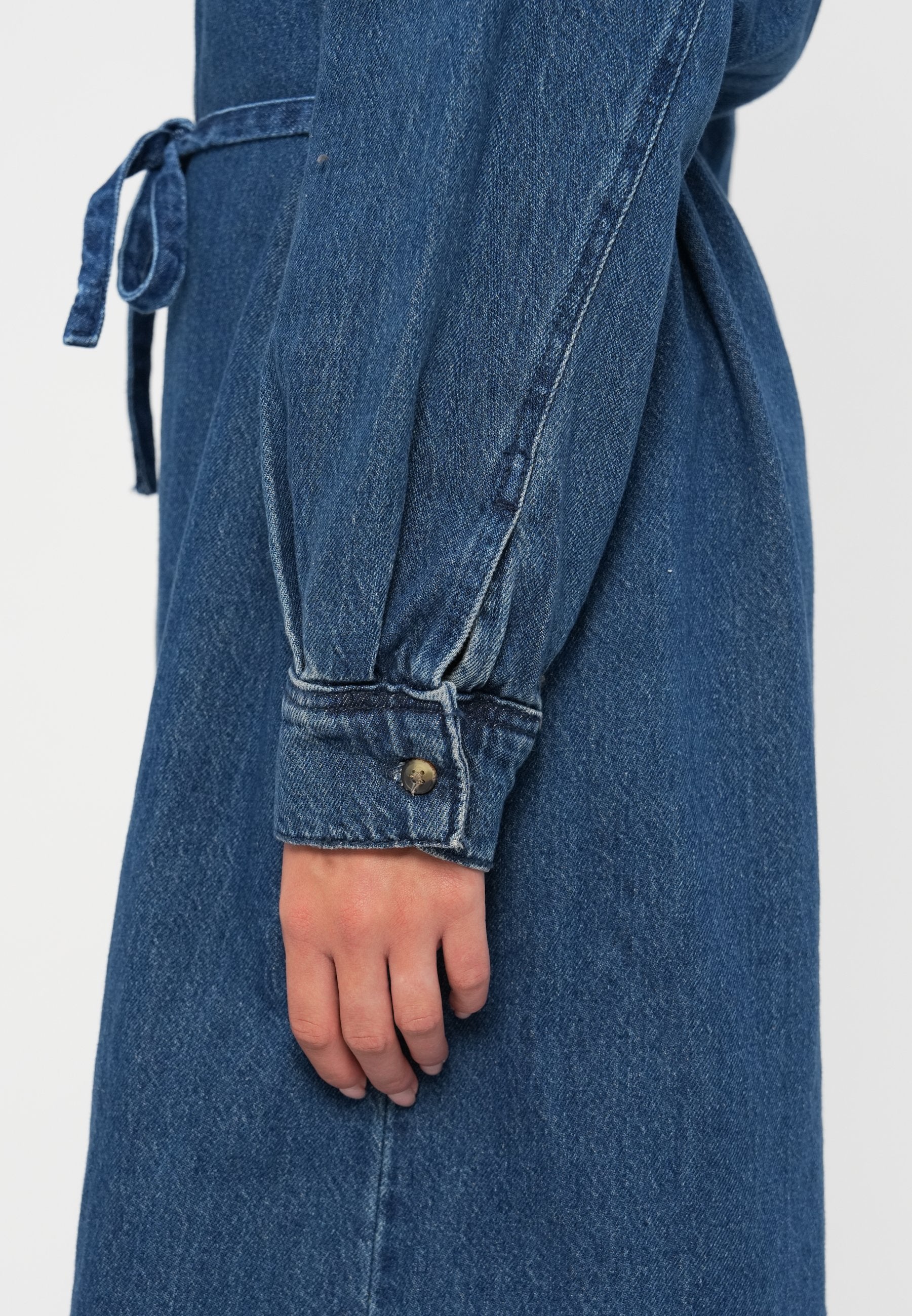ONLKATHRINE LONG BELT DRESS Media 6