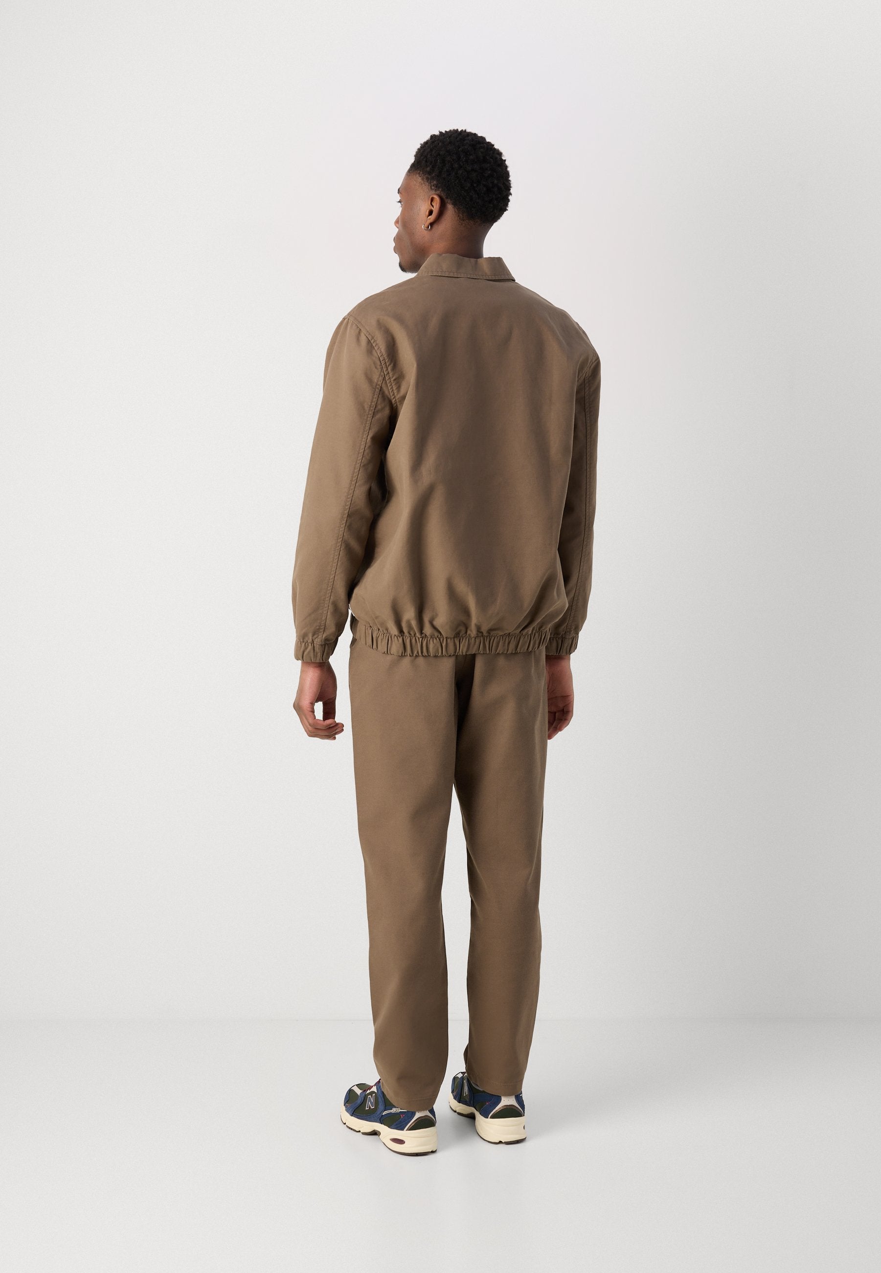 ZIP THROUGH OVERSHIRT Media 5