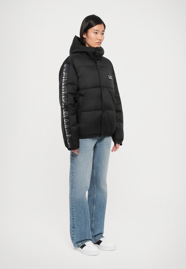 EA7 Emporio Armani NATURAL VENTUS PADDED JACKET