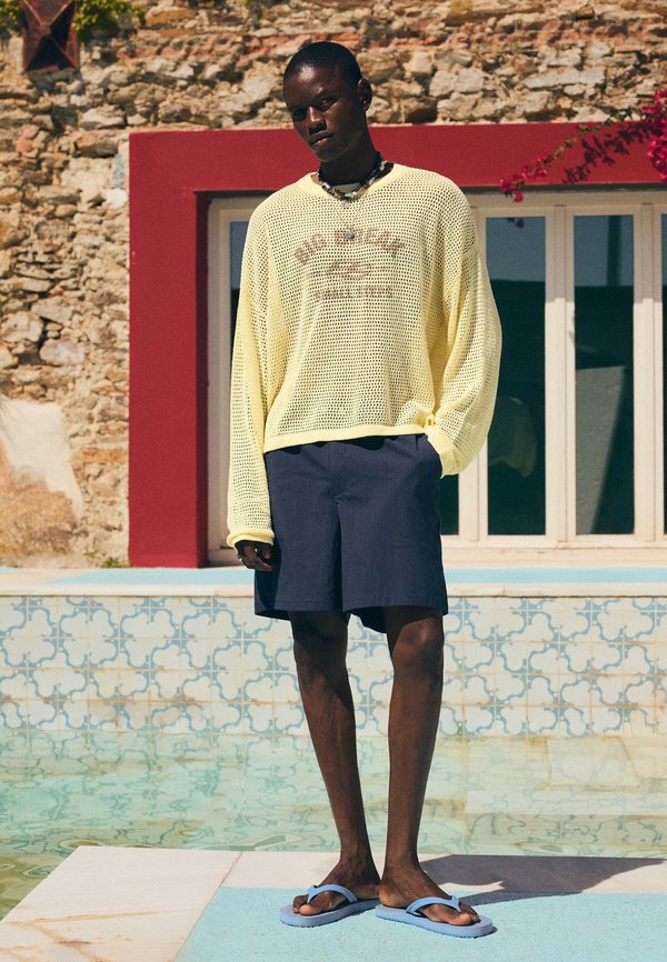 Bershka PRINTED MESH - SWEATER - Jumper - light yellow