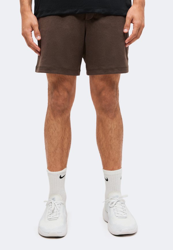 Nike Performance NANO SHORT - Sports shorts - baroque brown/light chocolate