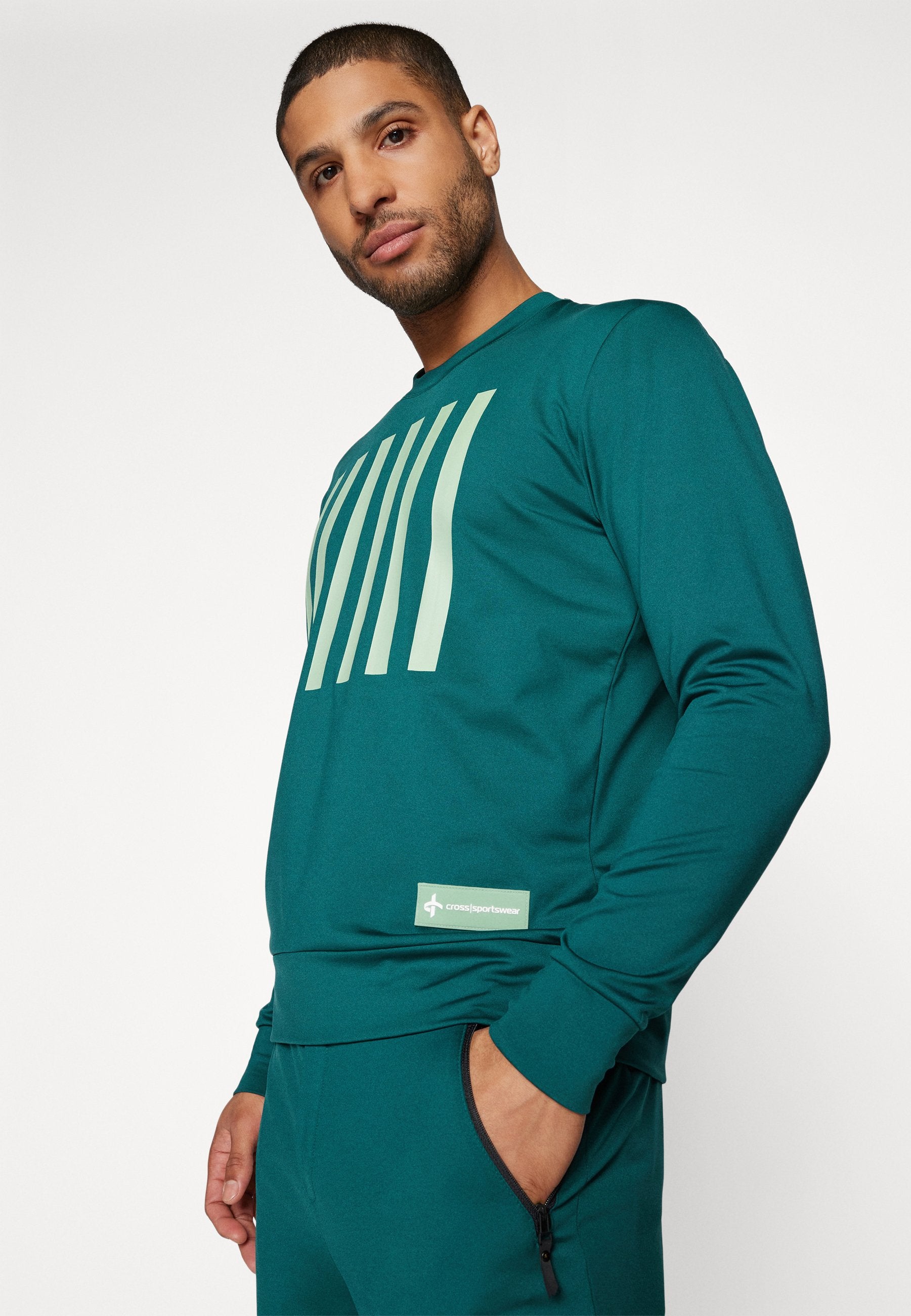 Cross Sportswear