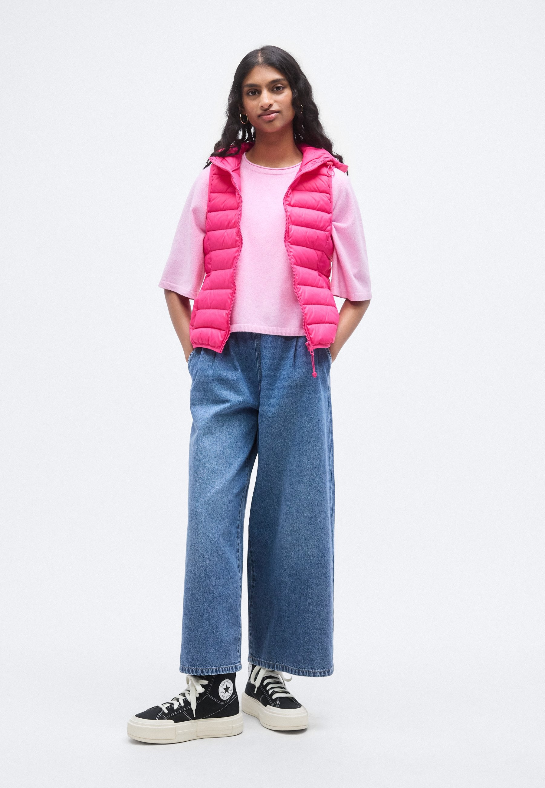 ONLNEWTAHOE HOOD WAISTCOAT Media 2
