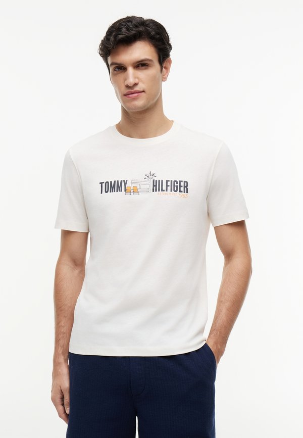 Tommy Hilfiger SUMMER CHEST GRAPHIC - Print T-shirt - ivory petal