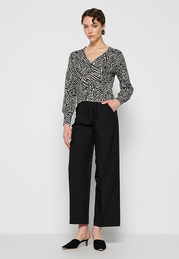 kate spade new york EARN YOUR STRIPES