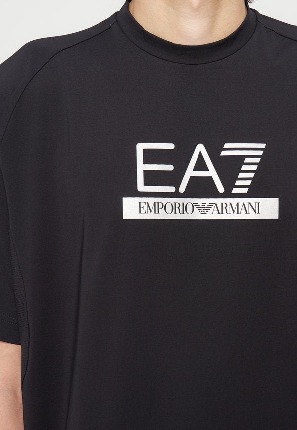 EA7 Emporio Armani