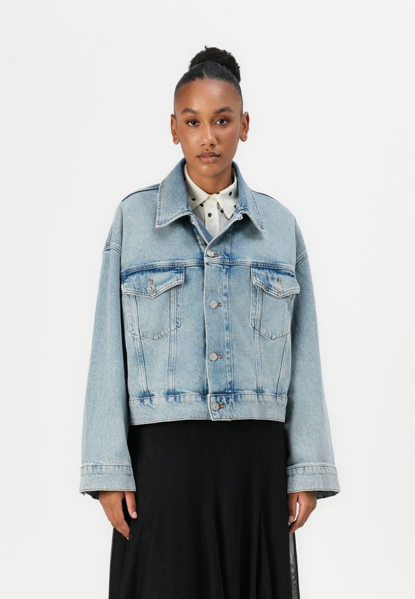 7 for all mankind OLI CROPPED TRUCKER