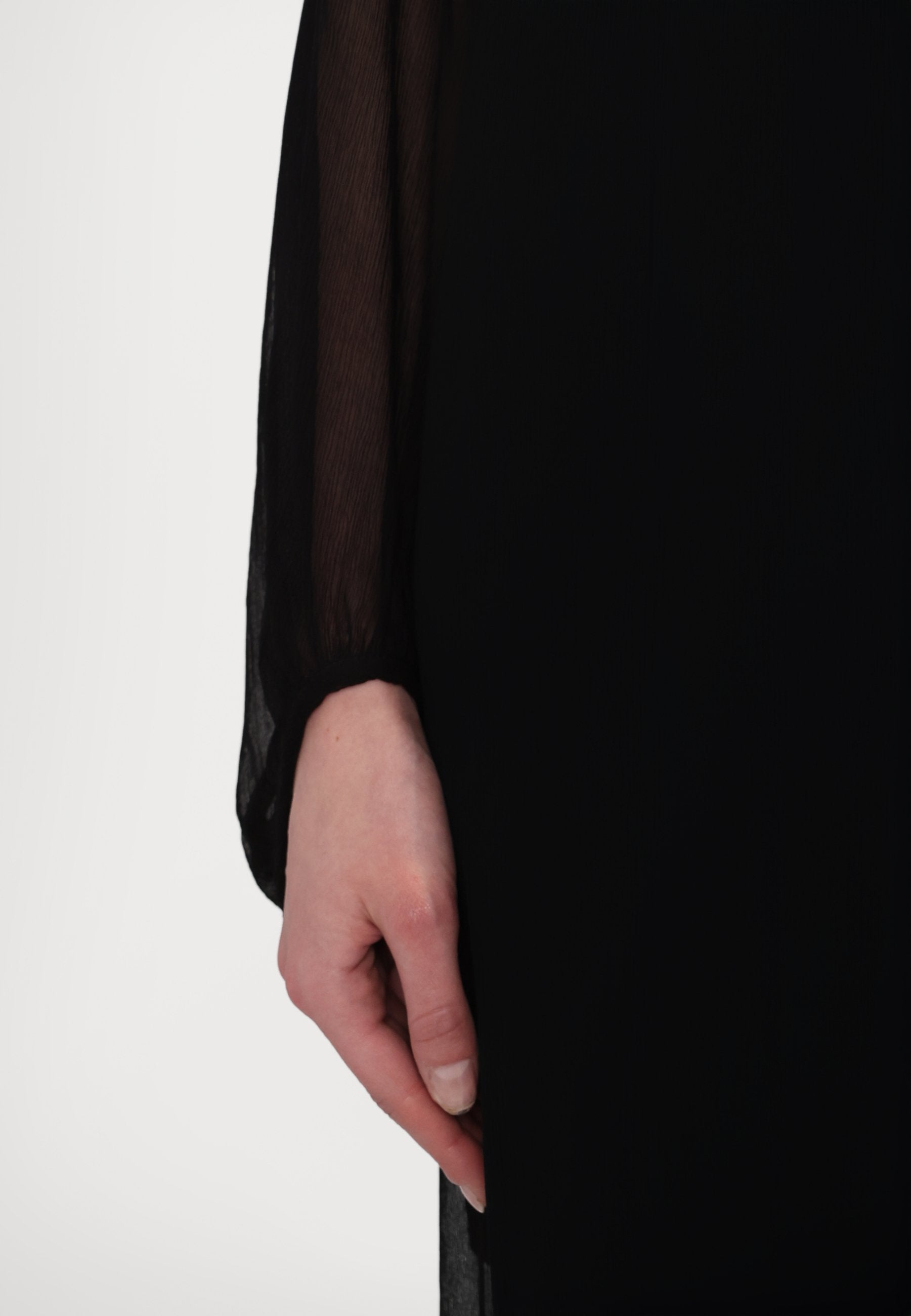 DESIGNERS REMIX EXCLUSIVE IOLA MAXI DRESS