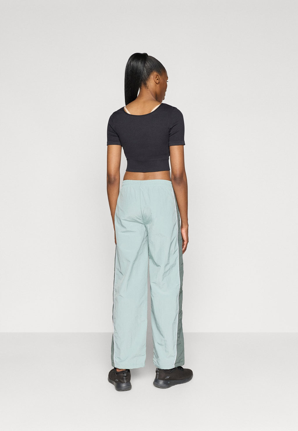 Champion STRAIGHT HEM PANTS