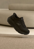 Skechers MAX CUSHIONING ENDEAVOUR - Trainers - black