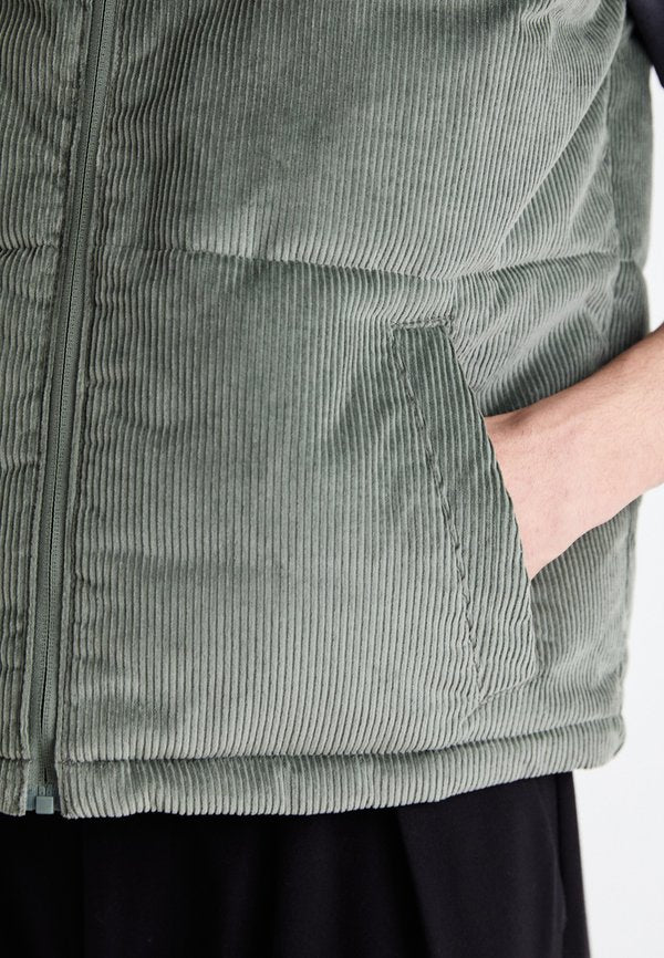 Hollister Co. PUFFER VEST