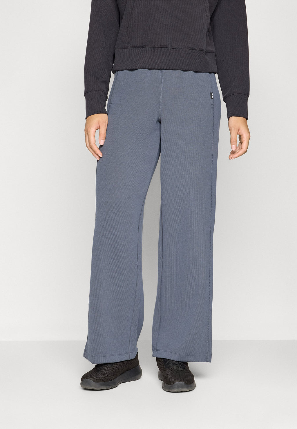 DKNY Sport HIGHLINE