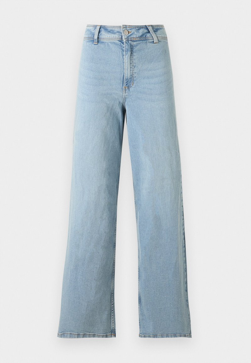 Hellblaue, hochgeschnittene Jeans mit weitem Bein, vorderem Knopf- und Reißverschluss, Gürtelschlaufen und ohne sichtbare Abnutzung.