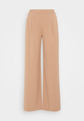 Beige weite Hosen mit glatter Textur, hohem Bund und vorderen Falten; maßgeschneiderter Schnitt, geeignet für legere oder formelle Anlässe.