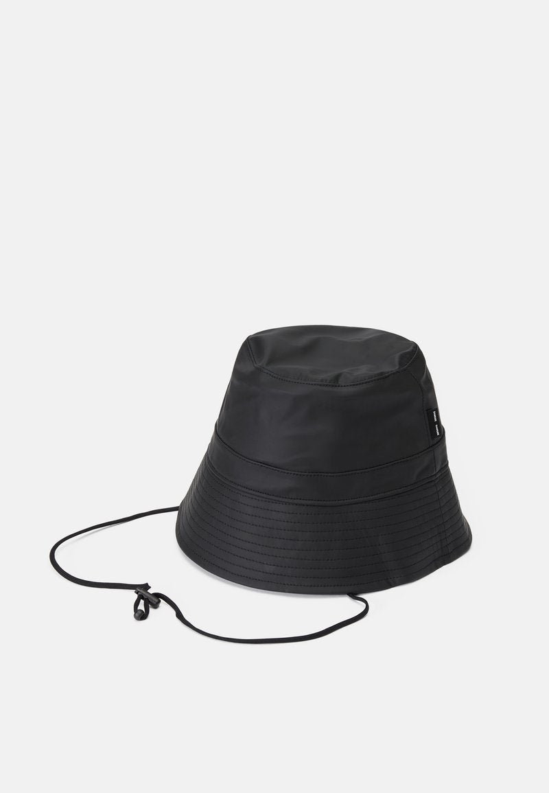 BUCKET HAT  Media 1
