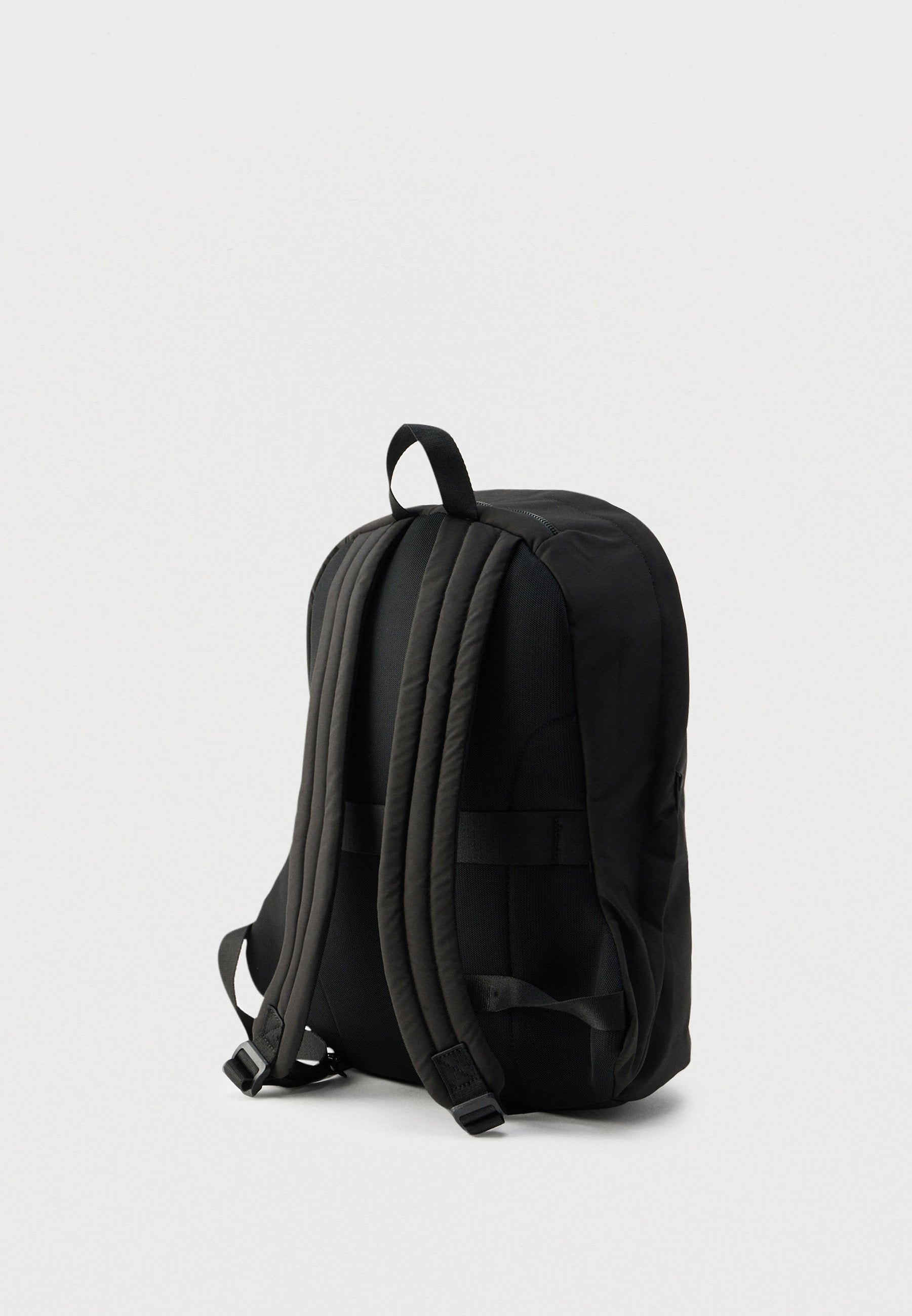 Pier One UNISEX