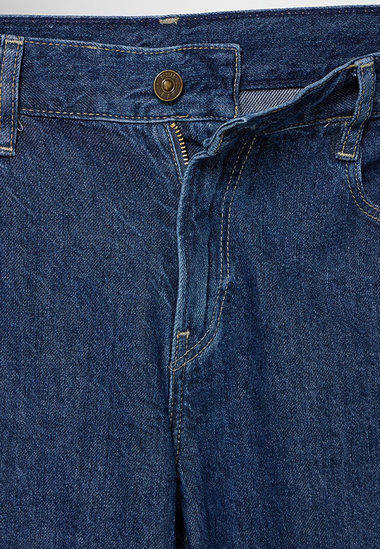 JUDEE LOOSE FIT Media 4