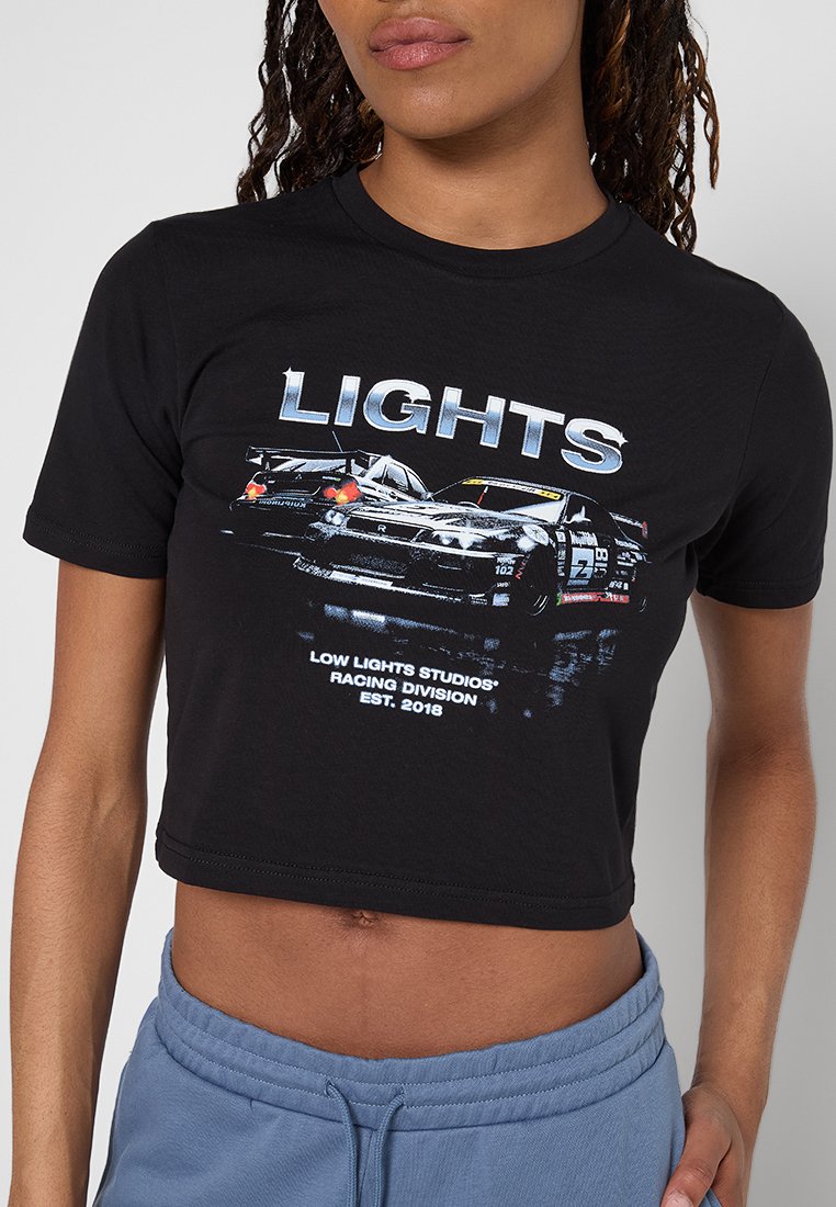 LOW LIGHTS STUDIOS®