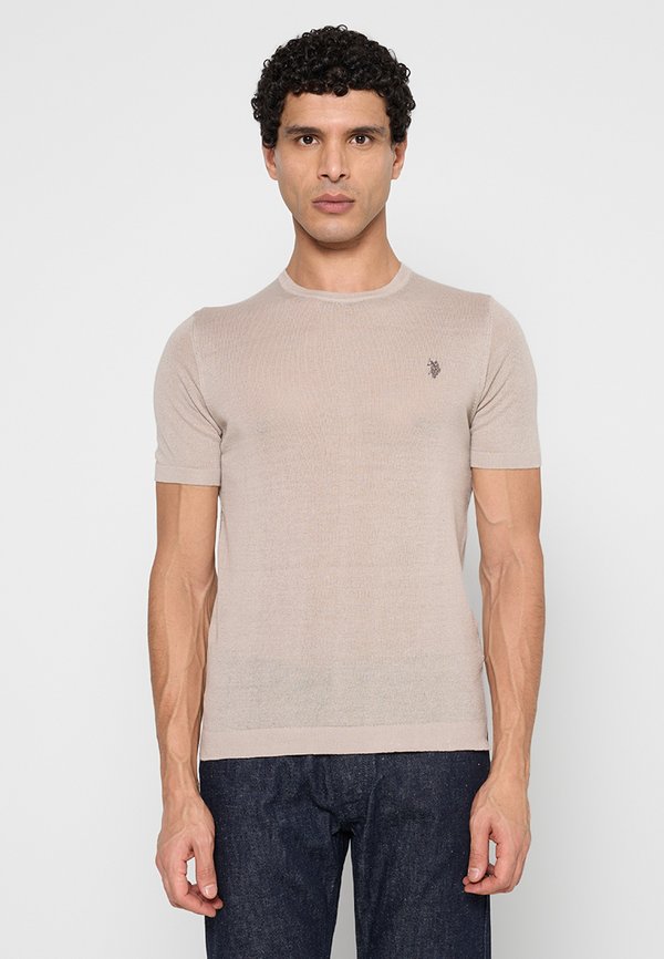 U.S. Polo Assn. CLAUD