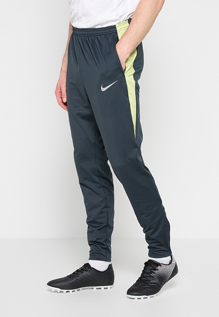 Nike Performance SLIM FIT