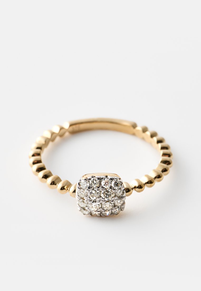 Diamant Exquis 0.26 CT DIAMOND