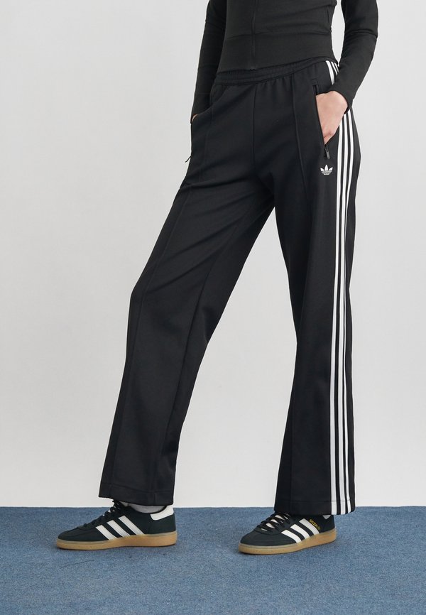 adidas Originals BECKENBAUER - Tracksuit bottoms - black/white