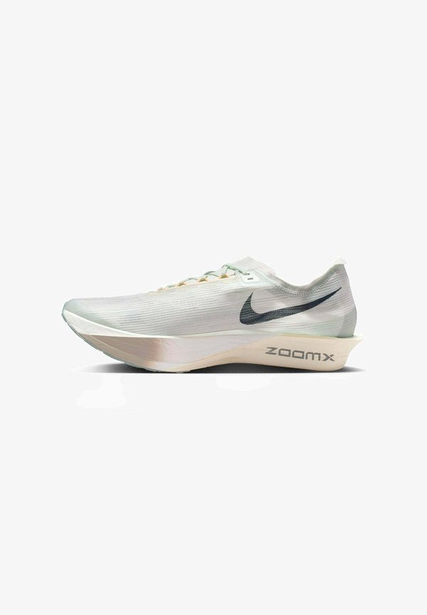 Nike Performance WETTKAMPFSCHUH STREAKFLY 2 - Road running shoes - spruce aura dark obsidian-phantom