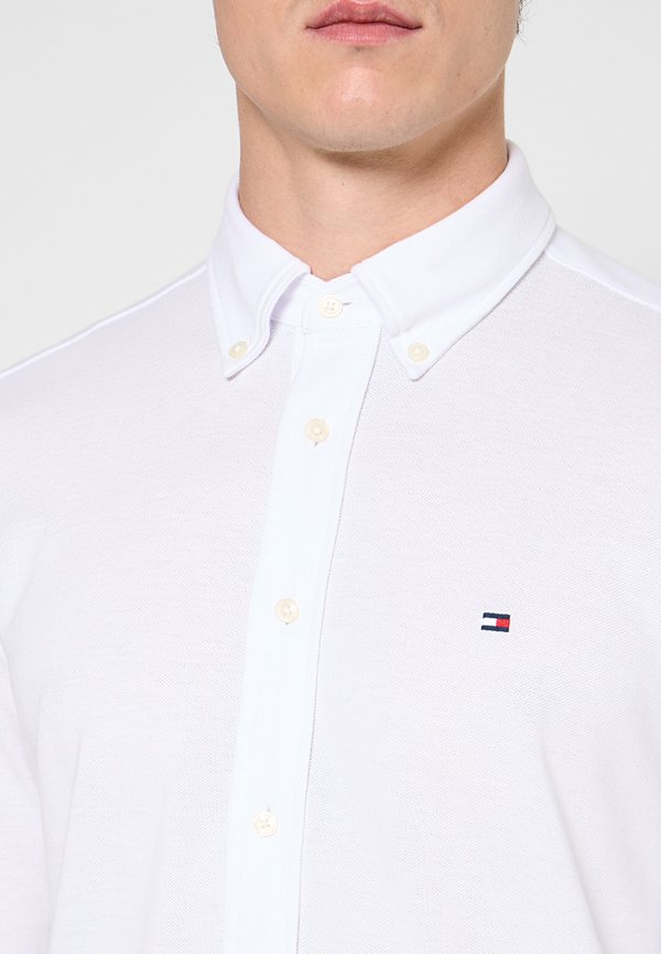 Tommy Hilfiger REGULAR FIT