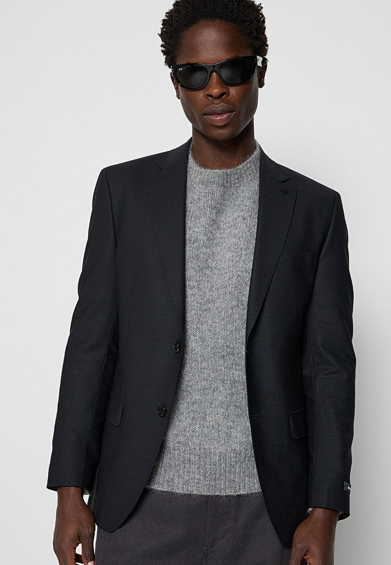 REGULAR FIT Media 4