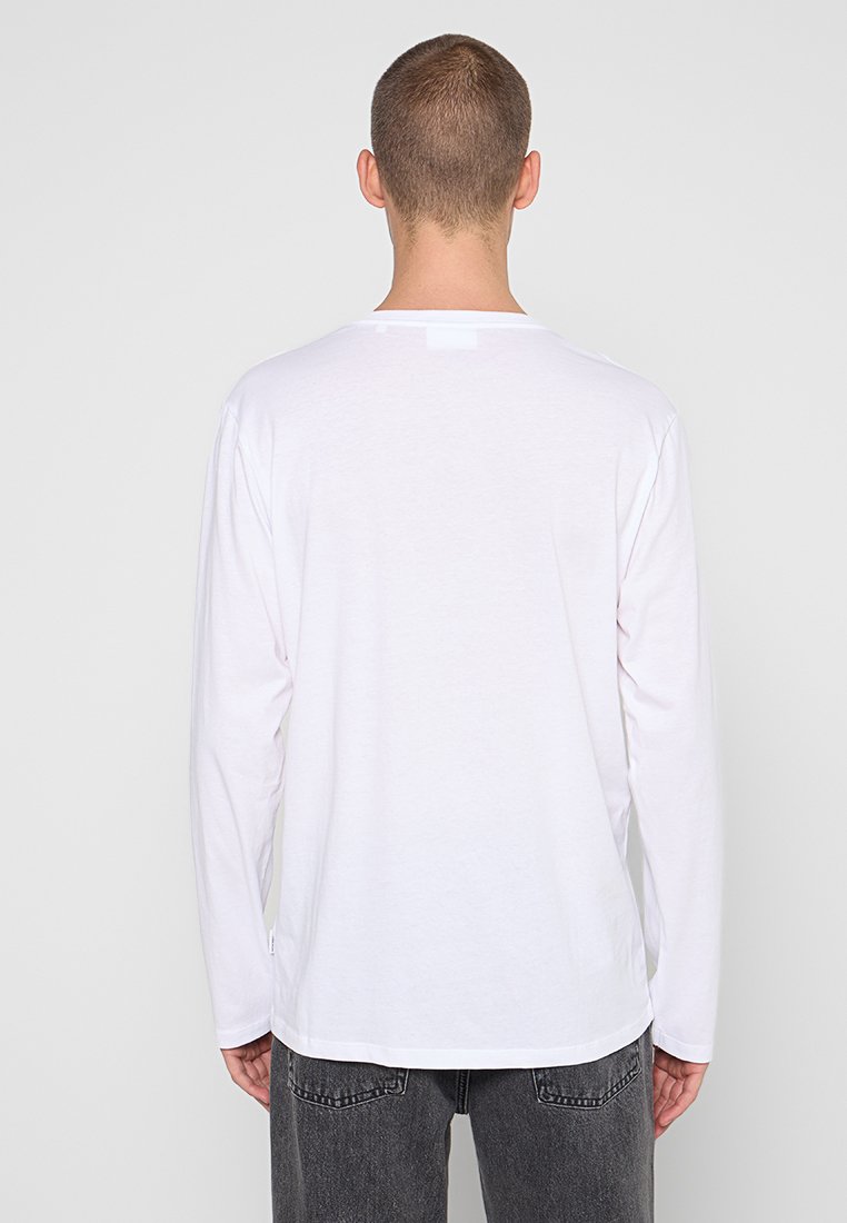3 PACK RELAXED FIT Media 2