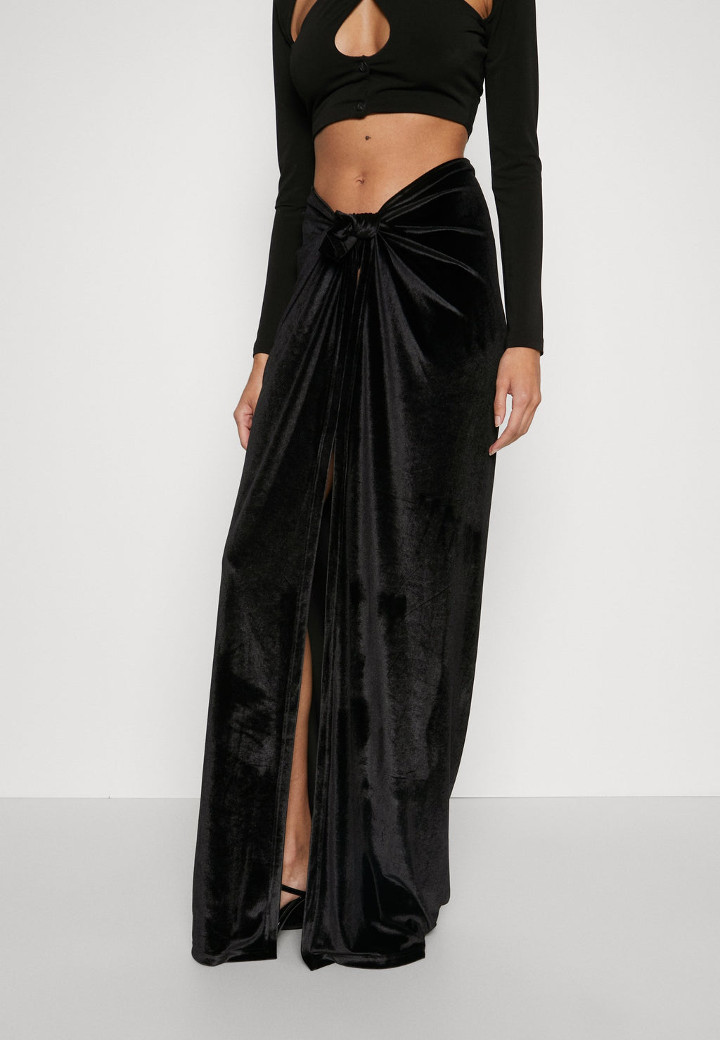 GmbH LONG SKIRT WITH A KNOT