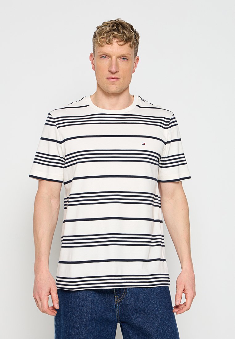 Tommy Hilfiger T-Shirt print Media 1
