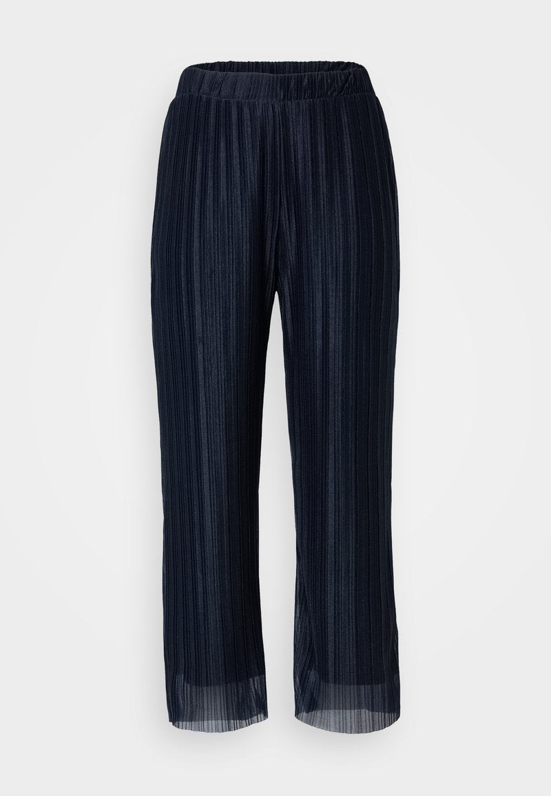 Dunkelblaue, plissierte cropped Hosen mit elastischem Bund und transparenter Stoff. Vertikale Streifen verstärken die Textur und den Fluss.
