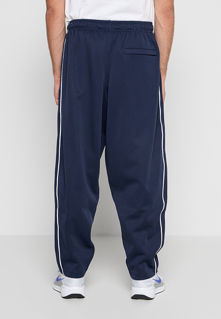 Nike Sportswear