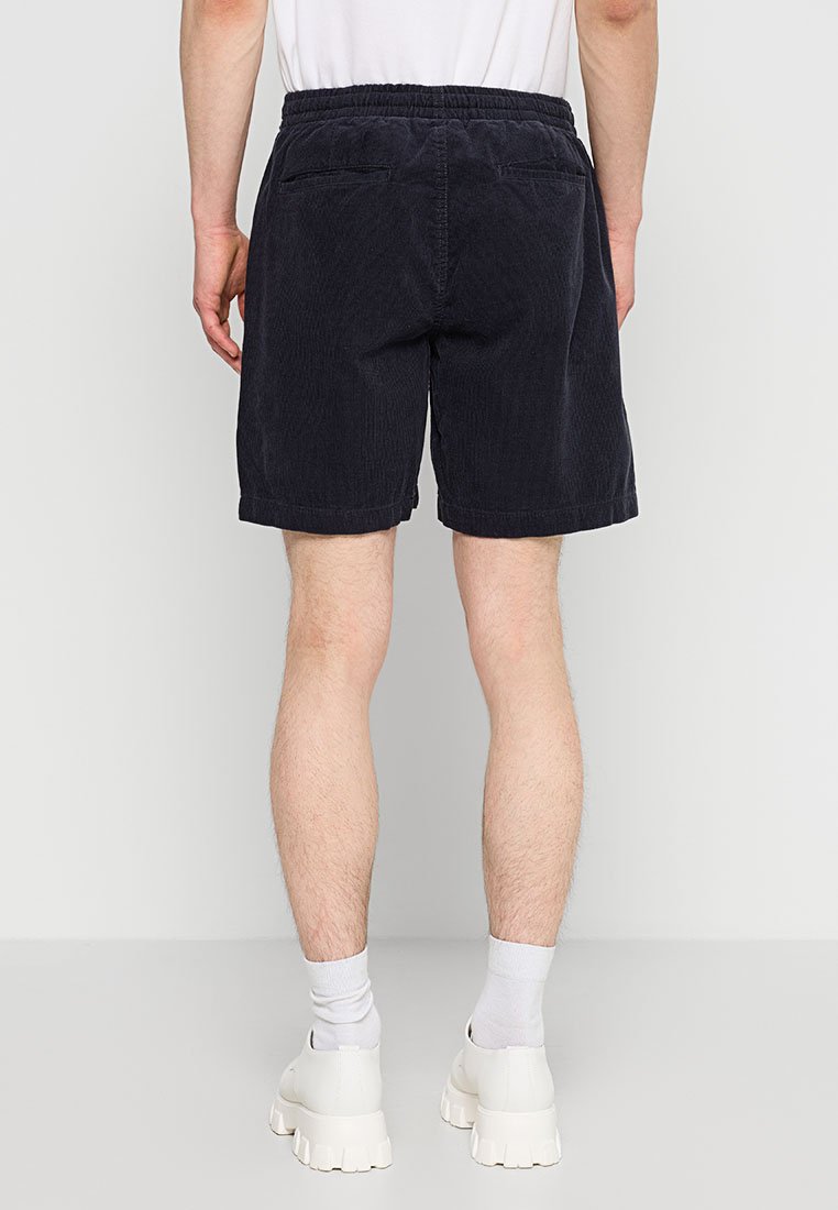 RELAXED FIT Media 3