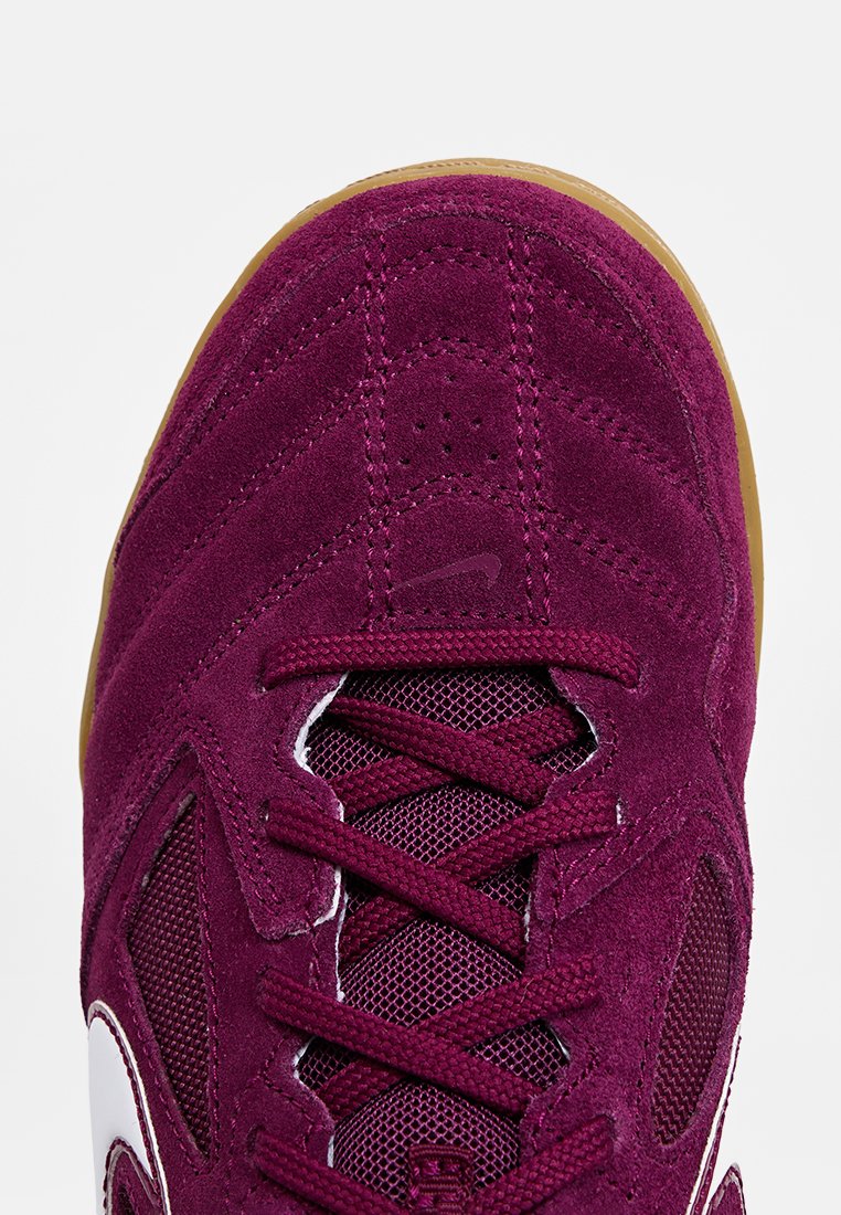 Nike Sportswear GATO