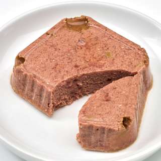 Nassfutter Katze reich an Bio Rind mit Kalb & Erbsen  Dein Bestes