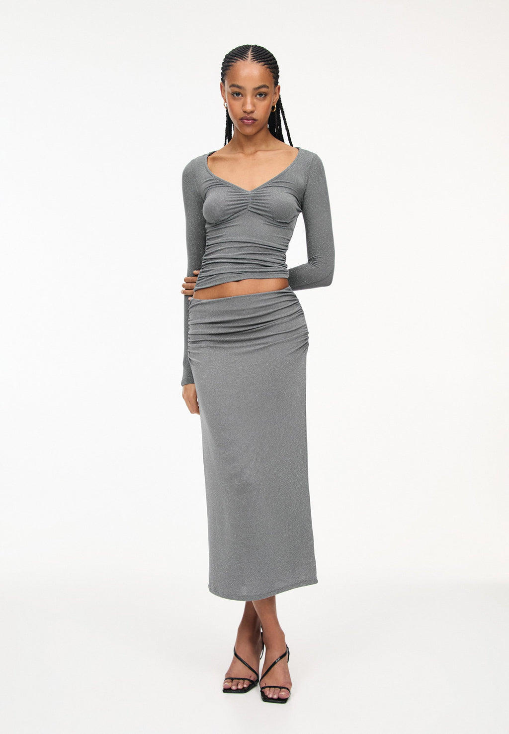 PULL&BEAR SHIMMERY WITH GATHERING