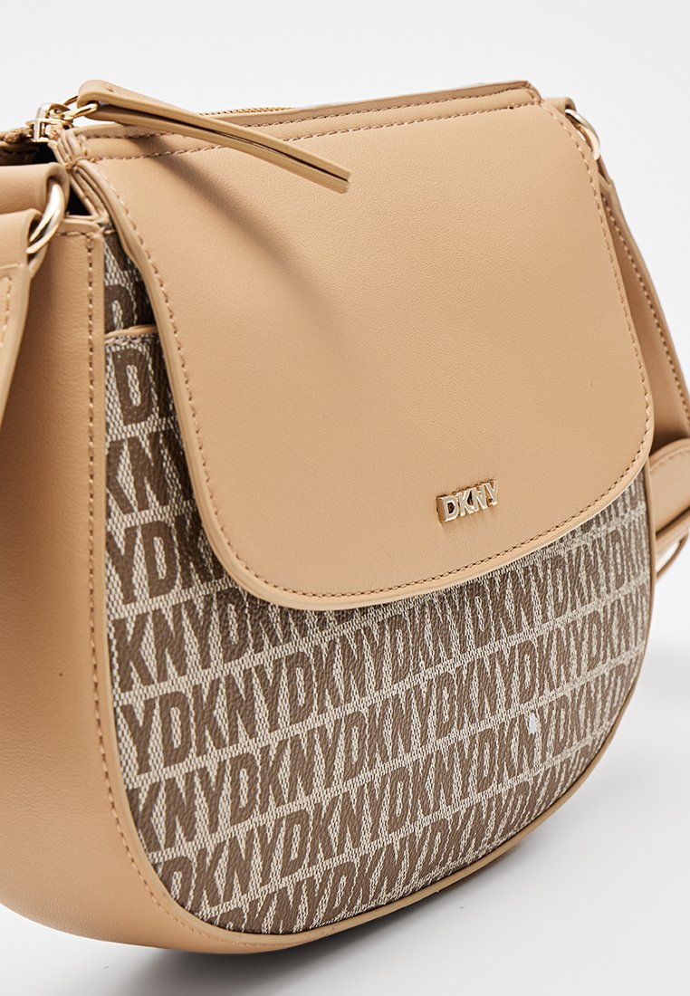 DKNY BELLA