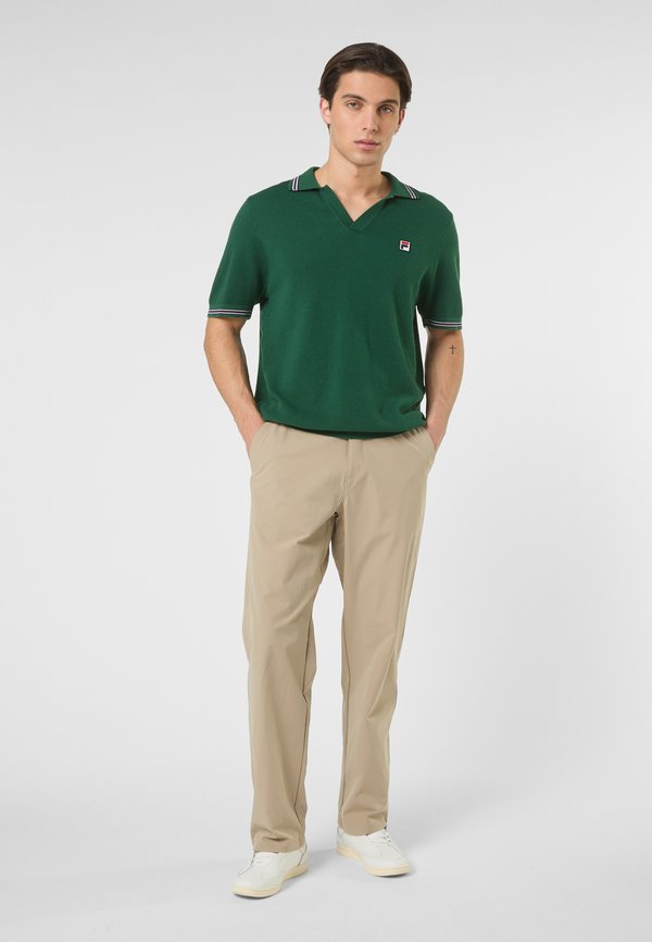 Fila APPAREL ORENTANO REGULAR JOHNNY COLLAR
