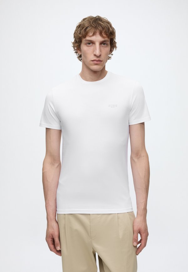 Guess CN  SS CORE EXTRA SLIM TEE - Basic T-shirt - pure white