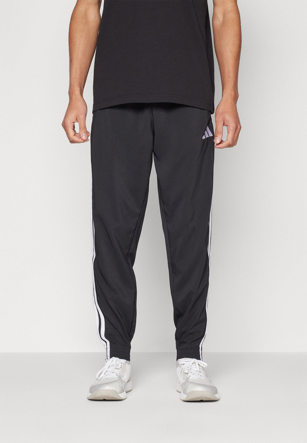 adidas Sportswear ESSENTIAL THREE STRIPES