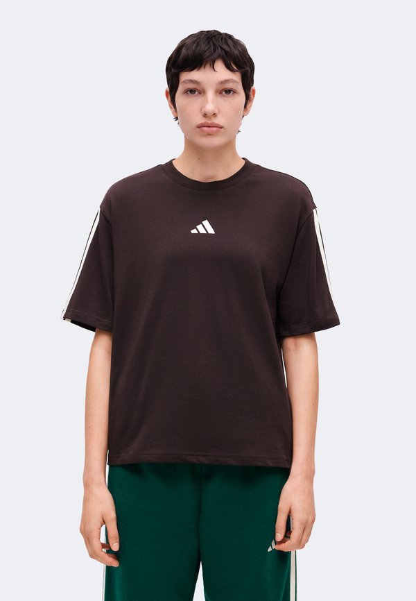 adidas Sportswear ESSENTIALS 3 STRIPES BOYFRIEND  - Print T-shirt - aurora coffee/ivory
